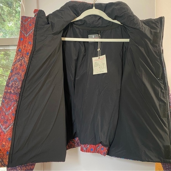 NWT Free People FP Movement Mountain Majesty Reversible Puffer Jacket Multicolor - Picture 14 of 17